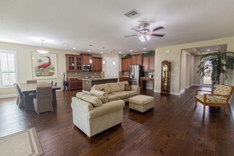 Casa en venta en Port St. Lucie, Florida, 2 dormitorios, 186.92 m2 № 2078148 - foto 2