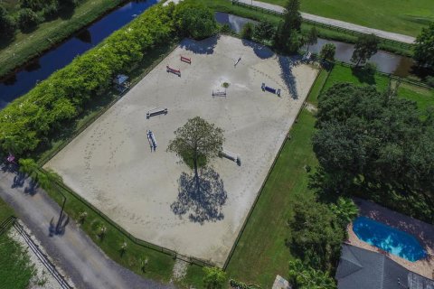 Купить виллу или дом в Веллингтон, Флорида 13 комнат, 207.08м2, № 2158438 - фото 8