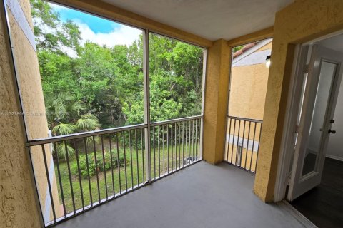 Condo in Oakland Park, Florida, 1 bedroom № 1961715 - photo 17