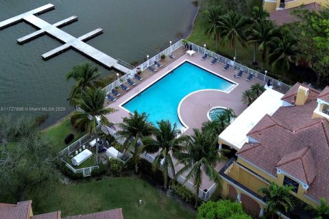 Condo in Oakland Park, Florida, 1 bedroom № 1961715 - photo 21