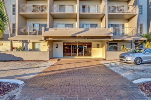 Casa en alquiler en North Miami, Florida, 1 dormitorio, 69.4 m2 № 2076822 - foto 4