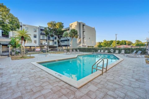Casa en alquiler en North Miami, Florida, 1 dormitorio, 69.4 m2 № 2076822 - foto 23