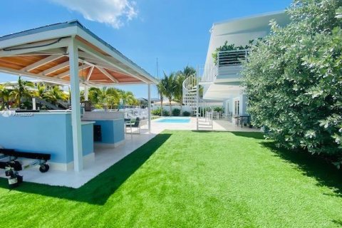 Снять в аренду виллу или дом в Ки-Ларго, Флорида 4 спальни, 156.08м2, № 2014339 - фото 14