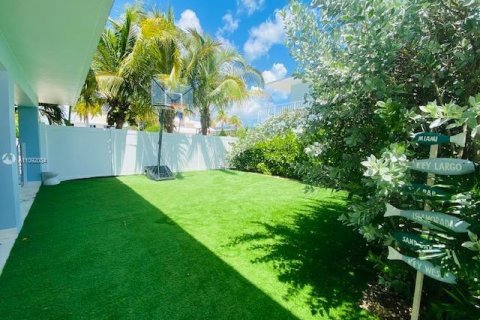 Снять в аренду виллу или дом в Ки-Ларго, Флорида 4 спальни, 156.08м2, № 2014339 - фото 19