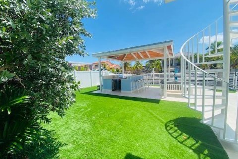 Снять в аренду виллу или дом в Ки-Ларго, Флорида 4 спальни, 156.08м2, № 2014339 - фото 22