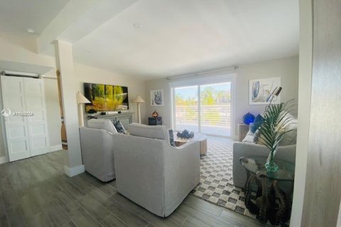 Снять в аренду виллу или дом в Ки-Ларго, Флорида 4 спальни, 156.08м2, № 2014339 - фото 28