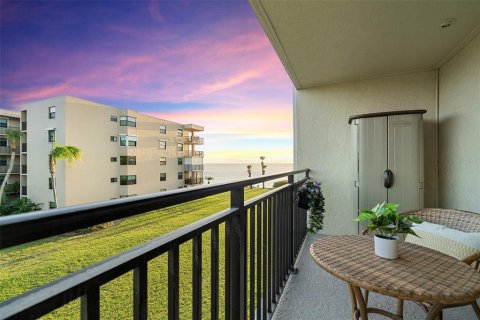 Condo à Cape Canaveral, Floride, 2 chambres № 2221706