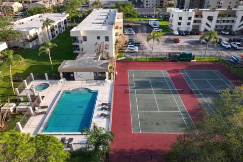Condominio en venta en Cape Canaveral, Florida, 2 dormitorios, 95.04 m2 № 2221706 - foto 27