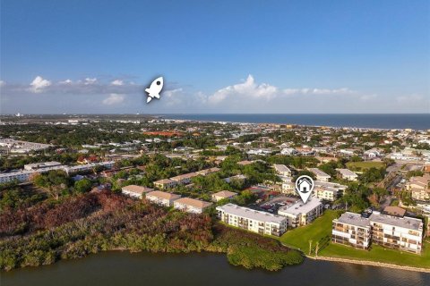 Condominio en venta en Cape Canaveral, Florida, 2 dormitorios, 95.04 m2 № 2221706 - foto 30