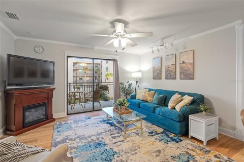 Condominio en venta en Cape Canaveral, Florida, 2 dormitorios, 95.04 m2 № 2221706 - foto 10