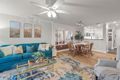 Condominio en venta en Cape Canaveral, Florida, 2 dormitorios, 95.04 m2 № 2221706 - foto 11