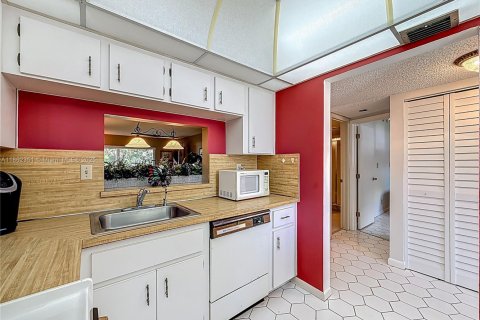 Condominio en alquiler en Lauderhill, Florida, 2 dormitorios, 99.41 m2 № 1893318 - foto 23