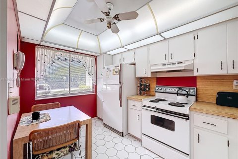 Condominio en alquiler en Lauderhill, Florida, 2 dormitorios, 99.41 m2 № 1893318 - foto 19