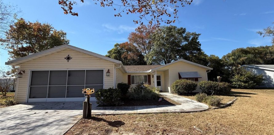 Villa ou maison à Ocala, Floride 3 chambres, 141.77 m2 № 2245838