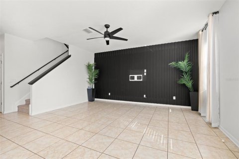 House in Ruskin, Florida 4 bedrooms, 214.88 sq.m. № 1550329 - photo 2