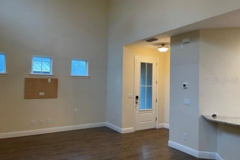 Touwnhouse à louer à Sarasota, Floride: 3 chambres, 173.63 m2 № 2416228 - photo 5