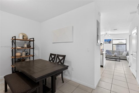 Купить таунхаус в Хомстед, Флорида 4 спальни, 143.53м2, № 2011103 - фото 7