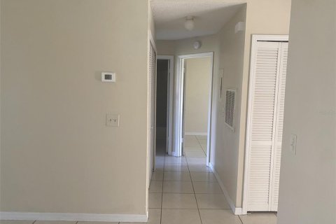 Casa en venta en Kissimmee, Florida, 2 dormitorios, 88.63 m2 № 1533071 - foto 13