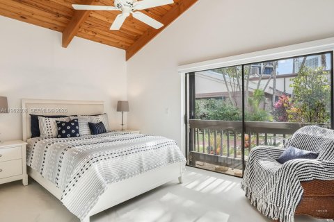 Купить виллу или дом в Халландейл-Бич, Флорида 3 спальни, 150.87м2, № 2025748 - фото 5