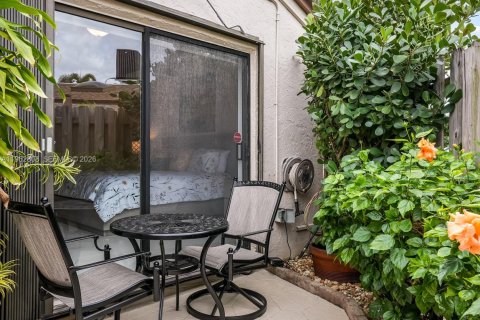 Купить виллу или дом в Халландейл-Бич, Флорида 3 спальни, 150.87м2, № 2025748 - фото 14