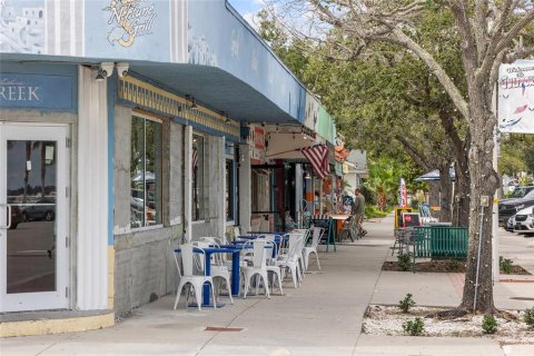 Commercial property in Gulfport, Florida № 1912237 - photo 15