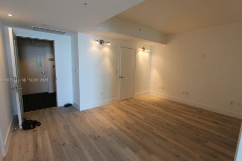 Copropriété à louer à Miami, Floride: 2 chambres, 128.02 m2 № 1996589 - photo 5