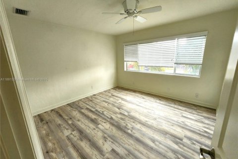 Copropriété à vendre à Fort Lauderdale, Floride: 2 chambres, 104.05 m2 № 1944748 - photo 7