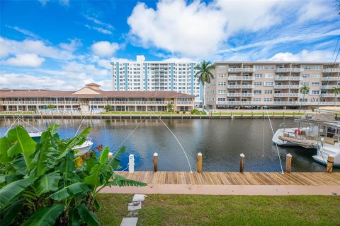 Copropriété à vendre à Fort Lauderdale, Floride: 2 chambres, 104.05 m2 № 1944748 - photo 26