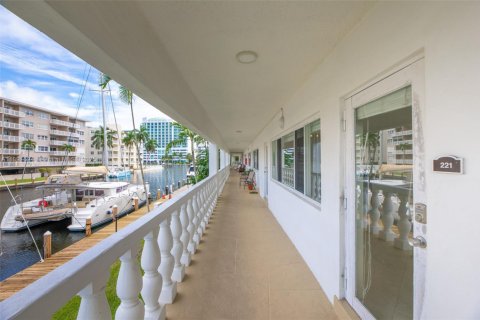 Copropriété à vendre à Fort Lauderdale, Floride: 2 chambres, 104.05 m2 № 1944748 - photo 25