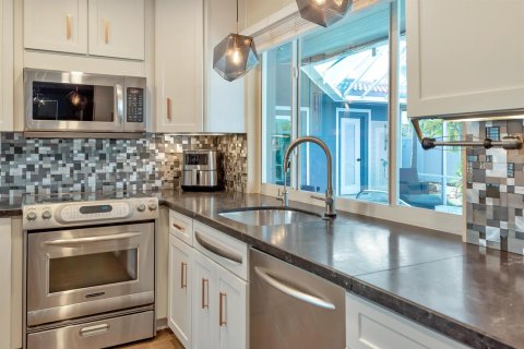 Villa ou maison à vendre à Fort Lauderdale, Floride: 3 chambres, 157.66 m2 № 2083200 - photo 28