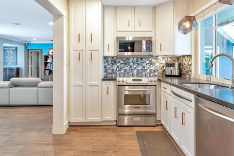 Villa ou maison à vendre à Fort Lauderdale, Floride: 3 chambres, 157.66 m2 № 2083200 - photo 27