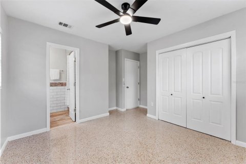 Villa ou maison à vendre à Tampa, Floride: 4 chambres, 181.9 m2 № 2352329 - photo 29