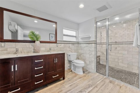 Villa ou maison à vendre à Tampa, Floride: 4 chambres, 181.9 m2 № 2352329 - photo 19