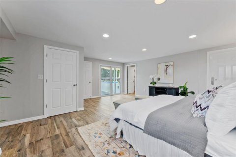 Villa ou maison à vendre à Tampa, Floride: 4 chambres, 181.9 m2 № 2352329 - photo 18