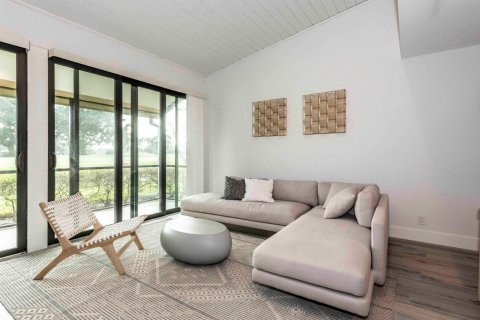 Touwnhouse à louer à Palm Beach Gardens, Floride: 2 chambres, 147.99 m2 № 2292127 - photo 8