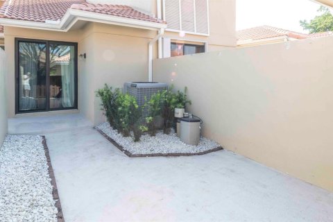Touwnhouse à louer à Palm Beach Gardens, Floride: 2 chambres, 147.99 m2 № 2292127 - photo 7