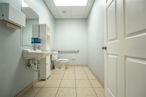 Immobilier commercial à vendre à Apopka, Floride: 143.07 m2 № 2224335 - photo 12