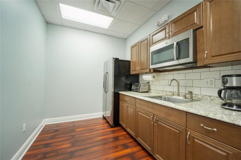 Immobilier commercial à vendre à Apopka, Floride: 143.07 m2 № 2224335 - photo 15