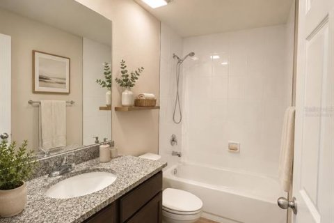 Apartment in Englewood, Florida 2 bedrooms, 97.36 sq.m. № 2210574 - photo 4