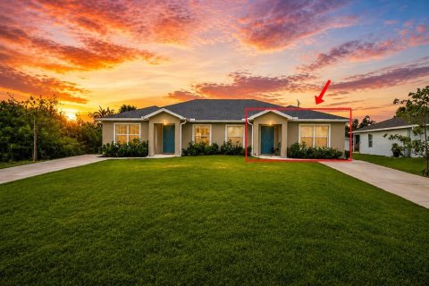 Apartment in Englewood, Florida 2 bedrooms, 97.36 sq.m. № 2210574