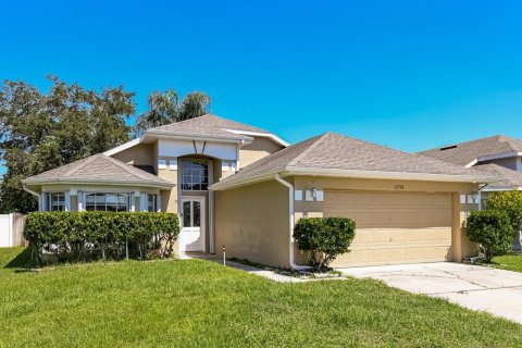 Villa ou maison à louer à Orlando, Floride: 3 chambres, 137.59 m2 № 2434527 - photo 3