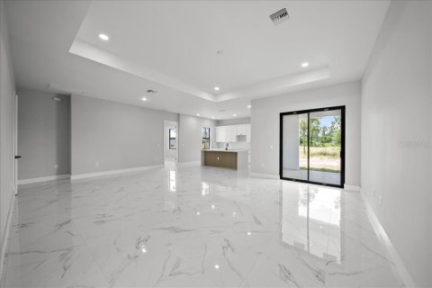 House in LaBelle, Florida 4 bedrooms, 171.13 sq.m. № 1882792 - photo 12