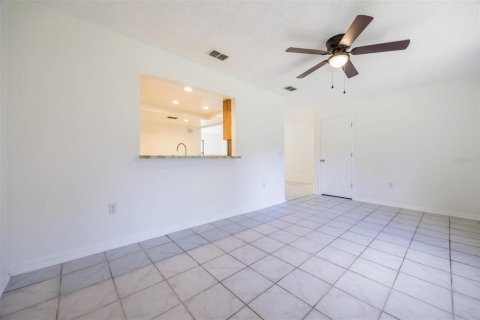Casa en venta en Dunnellon, Florida, 3 dormitorios, 204.76 m2 № 1850030 - foto 25