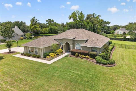 Casa en venta en Ocala, Florida, 4 dormitorios, 218.04 m2 № 2137636 - foto 4