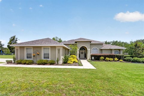Villa ou maison à Ocala, Floride 4 chambres, 218.04 m2 № 2137636