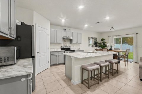 Casa en venta en Winter Haven, Florida, 5 dormitorios, 250.46 m2 № 2200601 - foto 5
