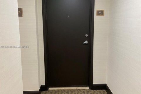 Copropriété à louer à Fort Lauderdale, Floride: 3 chambres, 128.39 m2 № 2257566 - photo 11