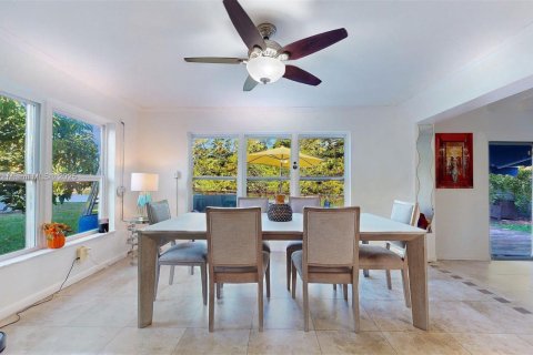 Купить виллу или дом в Холливуд, Флорида 2 спальни, 132.76м2, № 1971241 - фото 13