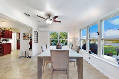 Купить виллу или дом в Холливуд, Флорида 2 спальни, 132.76м2, № 1971241 - фото 12