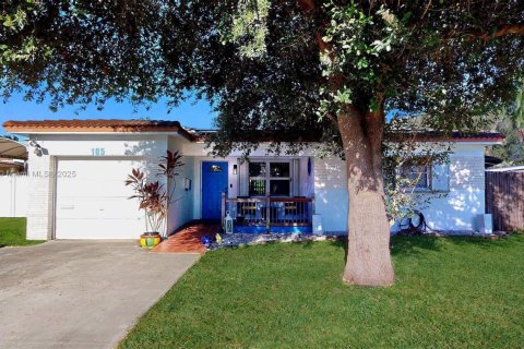 Купить виллу или дом в Холливуд, Флорида 2 спальни, 132.76м2, № 1971241 - фото 18